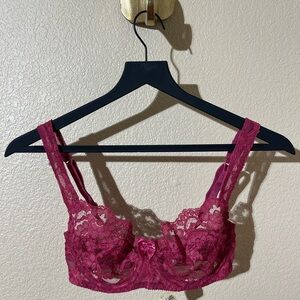 NWT Vintage Victoria Secret Pink lace bralette with panties